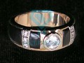 Мужское обручальное кольцо с бриллиантами и агатом на заказ